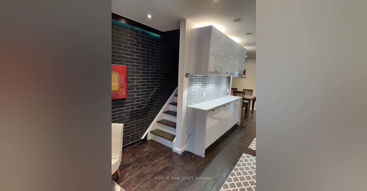 UPPER-116 Atlas Avenue, Toronto, ON, M6C 3P3 - 8
