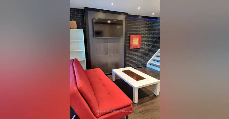 UPPER-116 Atlas Avenue, Toronto, ON, M6C 3P3 - 5