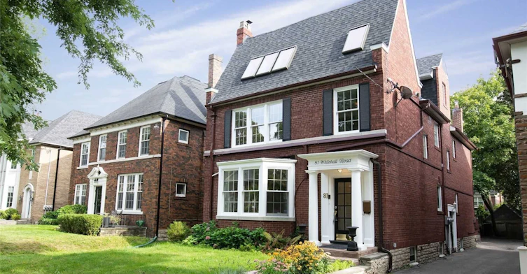 Main-81 Whitehall Road, Toronto, ON, M4W 2C8 - 14