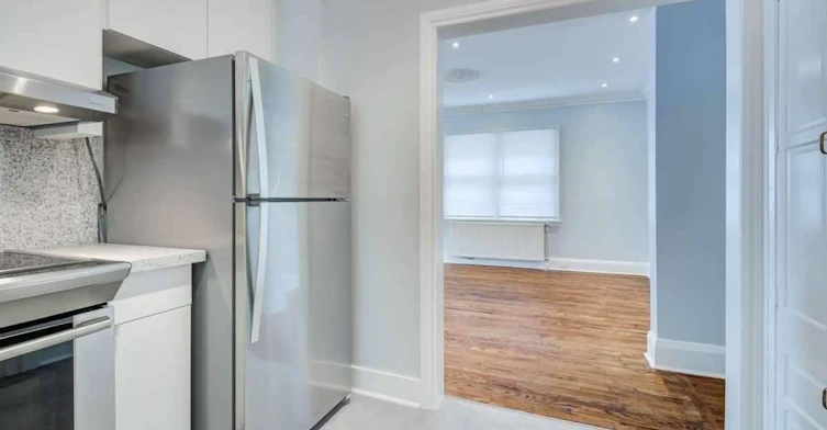Main-81 Whitehall Road, Toronto, ON, M4W 2C8 - 6