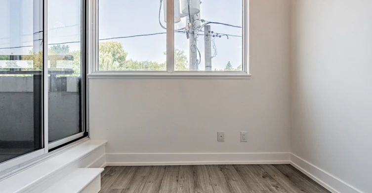 205-170 Chiltern Hill Road, Toronto, ON, M6C 0A9 - 12