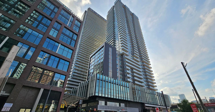 1407-20 Richardson Street, Toronto, ON, M5A 0S6