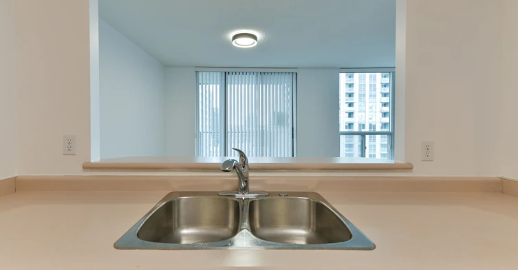 3002-750 Bay Street, Toronto, ON, M5G 1N6 - 12