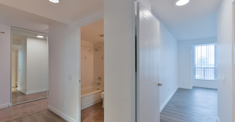 3002-750 Bay Street, Toronto, ON, M5G 1N6 - 31