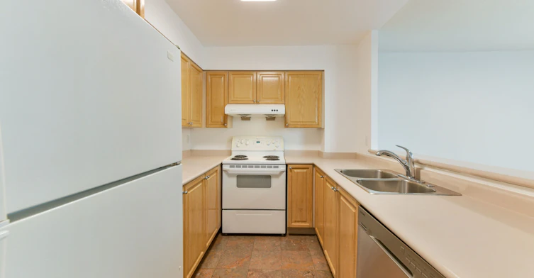 3002-750 Bay Street, Toronto, ON, M5G 1N6 - 8