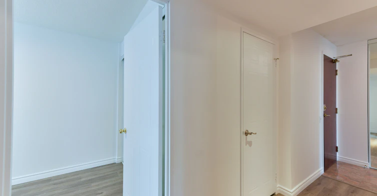 3002-750 Bay Street, Toronto, ON, M5G 1N6 - 32