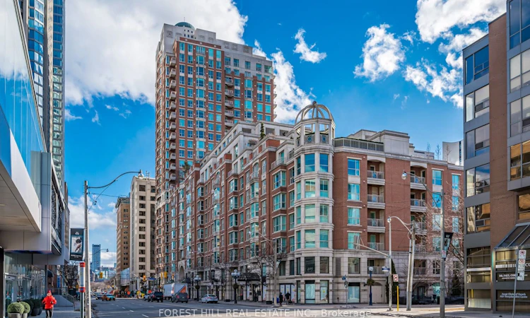 2002-38 Avenue Road