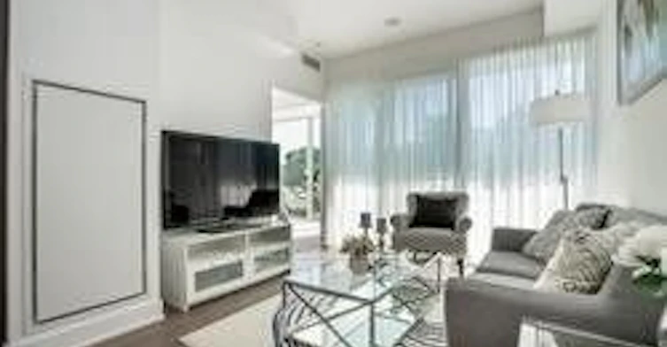 308-3018 Yonge Street, Toronto, ON, M4N 2K4 - 2