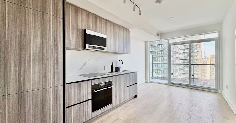 2006-117 Broadway Avenue, Toronto, ON, M4P 1V3