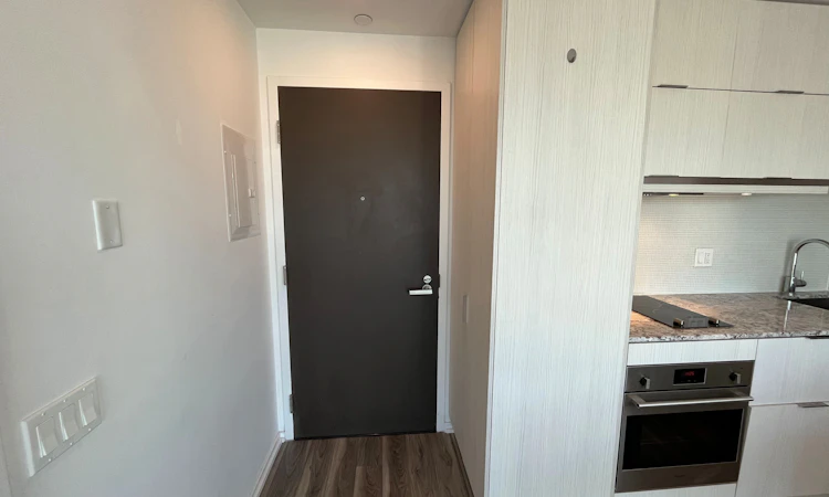 3113-197 Yonge Street