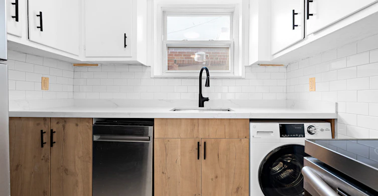 2-1030 Davenport Road, Toronto, ON, M6G 2B9 - 12