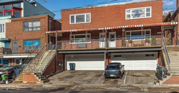 2-1030 Davenport Road, Toronto, ON, M6G 2B9 - 2