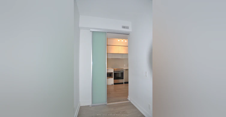 2615-181 Dundas Street E, Toronto, ON, M5A 0N5 - 4
