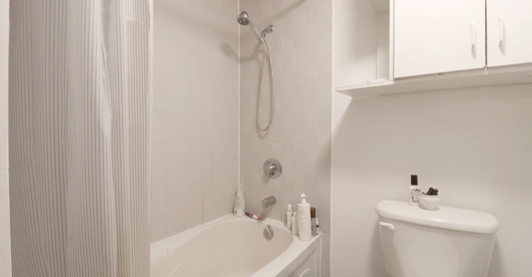 2A-107 Concord Avenue, Toronto, ON, M6H 2P2 - 13