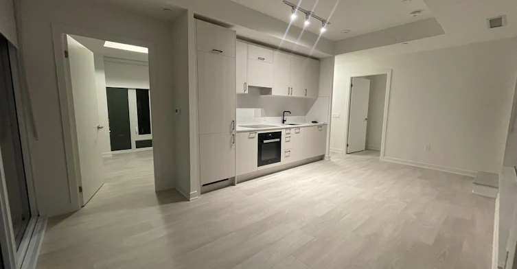 1609-5 Quarrington Lane, Toronto, ON, M3C 0S5 - 2