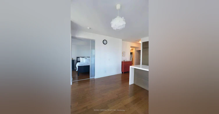 1910-Bay 1080 Street E, Toronto, ON, M5S 0A5 - 11