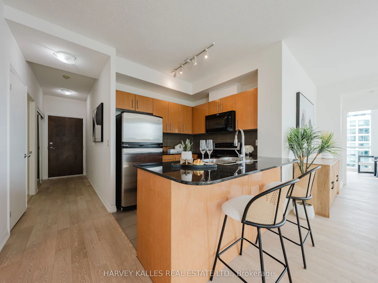 3211-16 Yonge Street, Toronto, ON, M5E 2A1 - 13