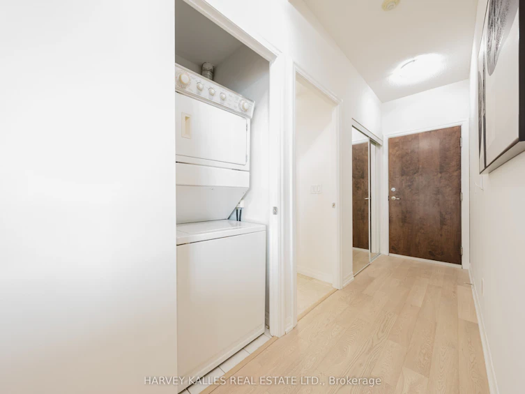 3211-16 Yonge Street, Toronto, ON, M5E 2A1 - 25