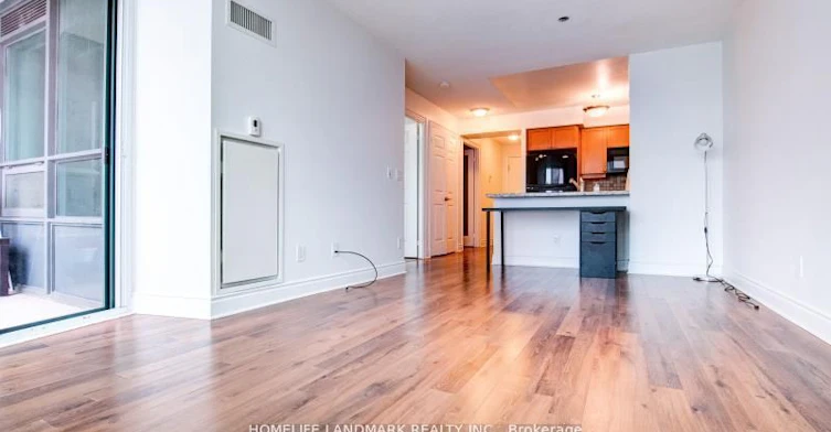 1722-25 Greenview Avenue, Toronto, ON, M2M 1R2 - 3