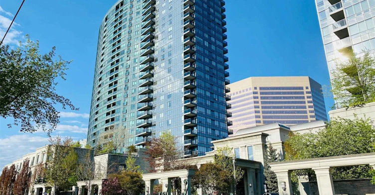 1722-25 Greenview Avenue, Toronto, ON, M2M 1R2