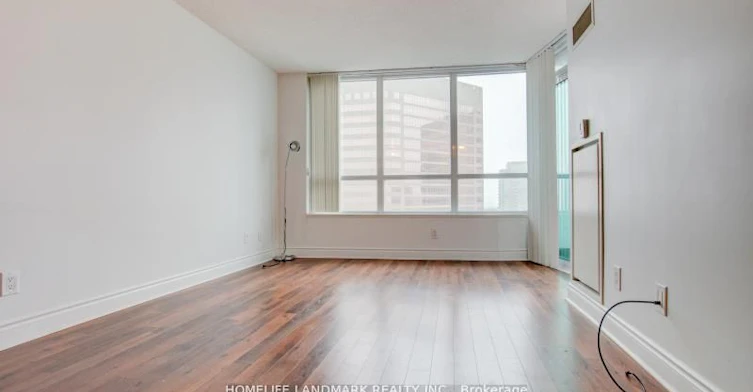 1722-25 Greenview Avenue, Toronto, ON, M2M 1R2 - 5