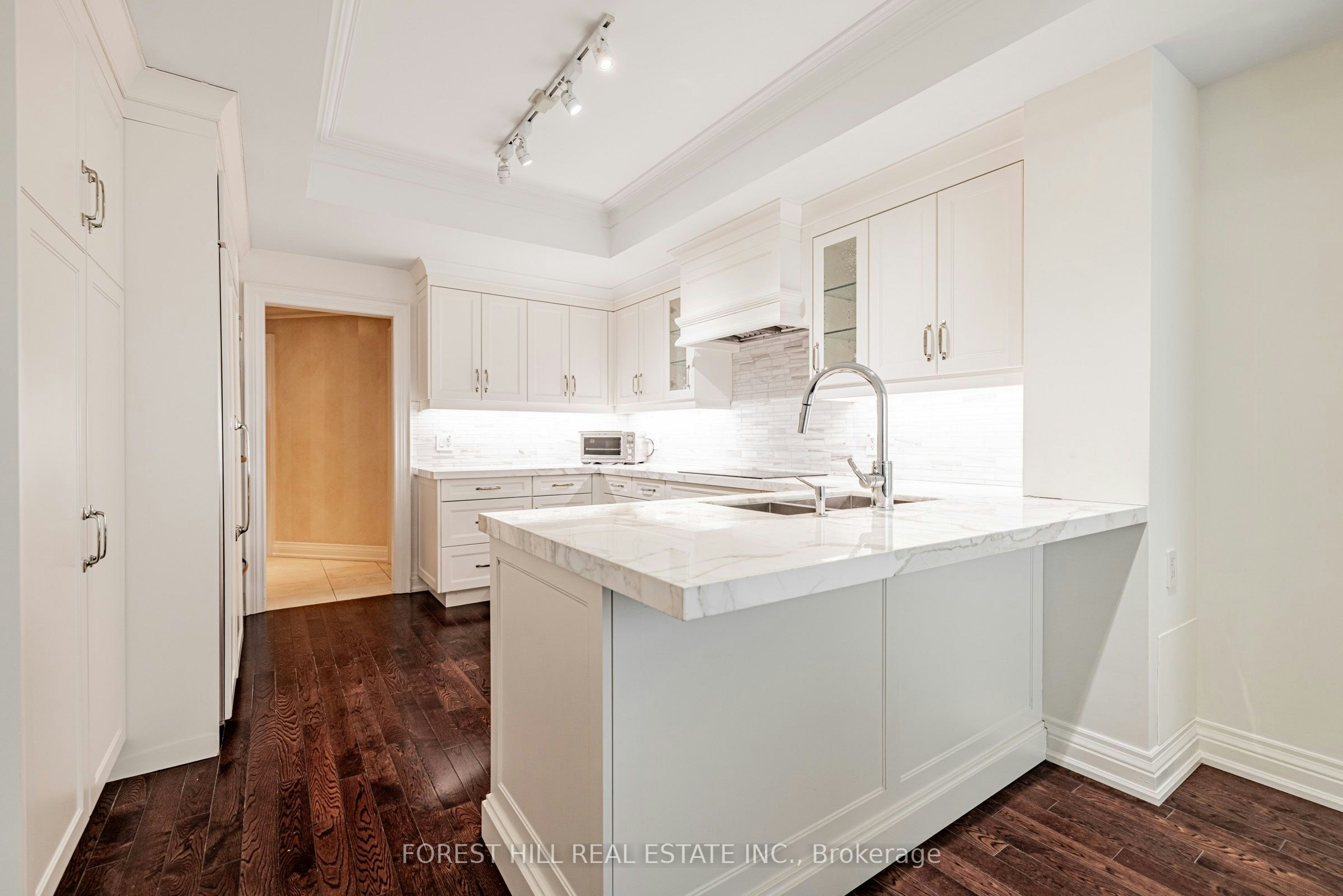 2002-38 Avenue Road, Toronto, ON, M5R 2G2 - 19
