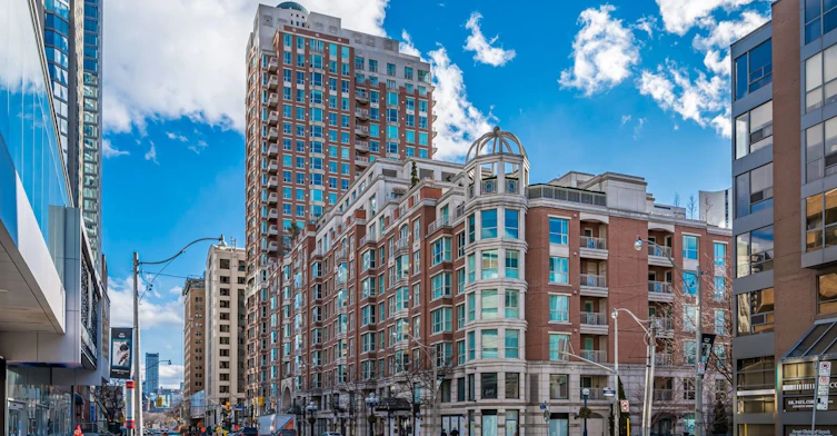 2002-38 Avenue Road, Toronto, ON, M5R 2G2