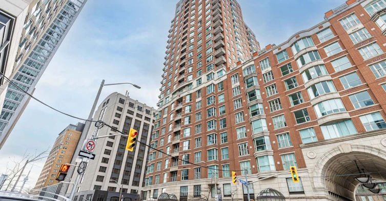 2002-38 Avenue Road, Toronto, ON, M5R 2G2 - 4