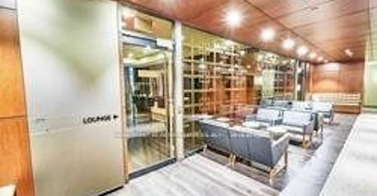 3905-70 Temperance Street, Toronto, ON, M5H 0B1 - 13