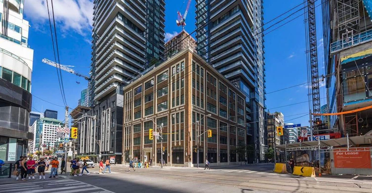 1002-125 Blue Jays Way, Toronto, ON, M5V 0N5