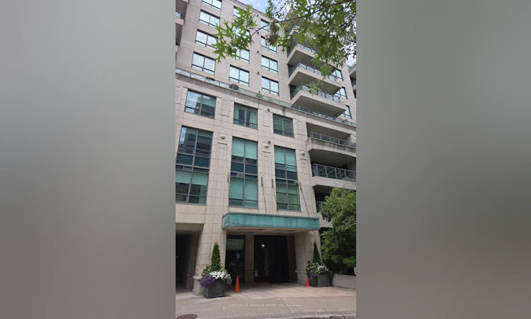 312-20 Scrivener Square