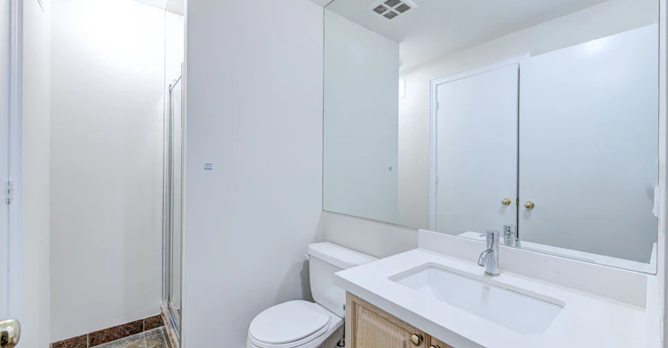 1117-7 King Street E, Toronto, ON, M5C 3C5 - 10