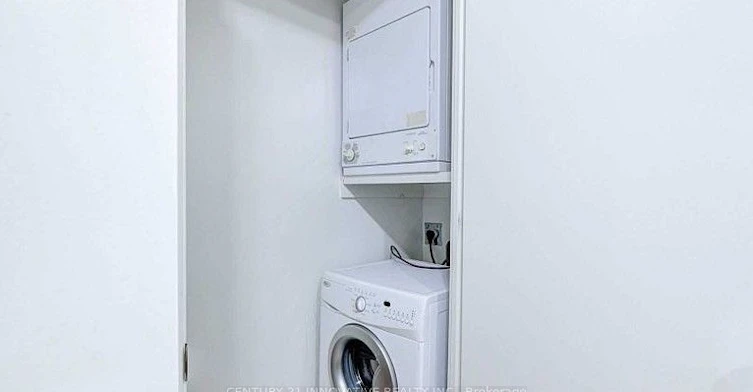 1117-7 King Street E, Toronto, ON, M5C 3C5 - 11