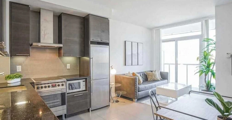 1105-1 Market Street, Toronto, ON, M5E 0A2 - 4