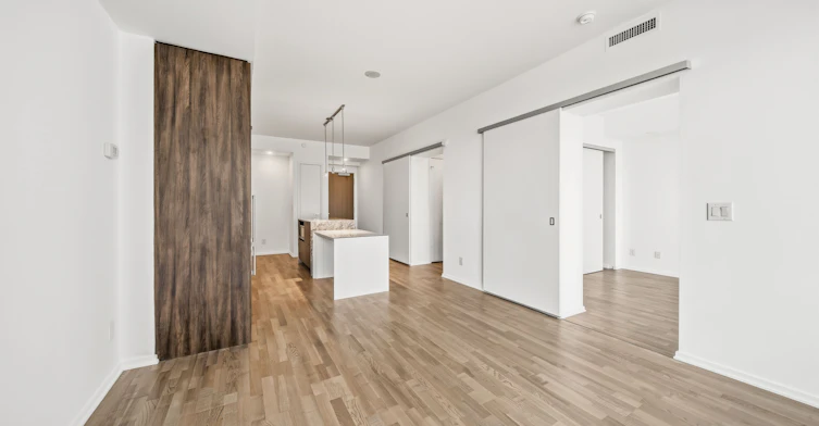 3211-1 Bloor Street E, Toronto, ON, M4Y 2Z1 - 9