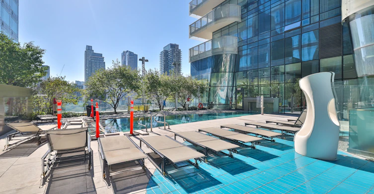3211-1 Bloor Street E, Toronto, ON, M4Y 2Z1 - 32