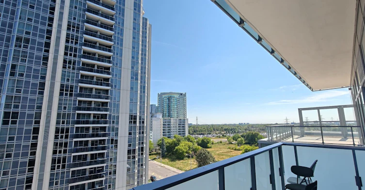 911-8 Olympic Garden Drive, Toronto, ON, M2M 0B9 - 19