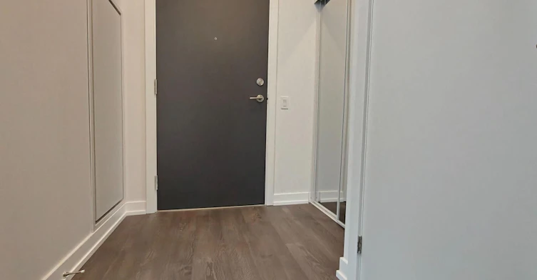 911-8 Olympic Garden Drive, Toronto, ON, M2M 0B9 - 3