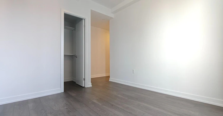 911-8 Olympic Garden Drive, Toronto, ON, M2M 0B9 - 15