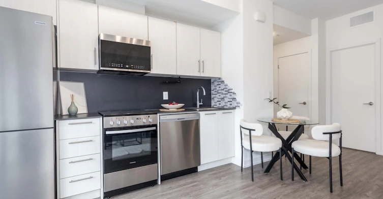 33-871 Sheppard Avenue W, Toronto, ON, M3H 2T4 - 8