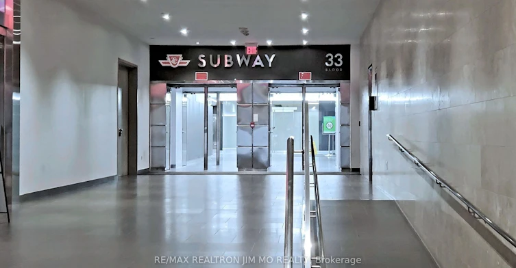 2304-1 Bloor Street E, Toronto, ON, M4W 0A8 - 44