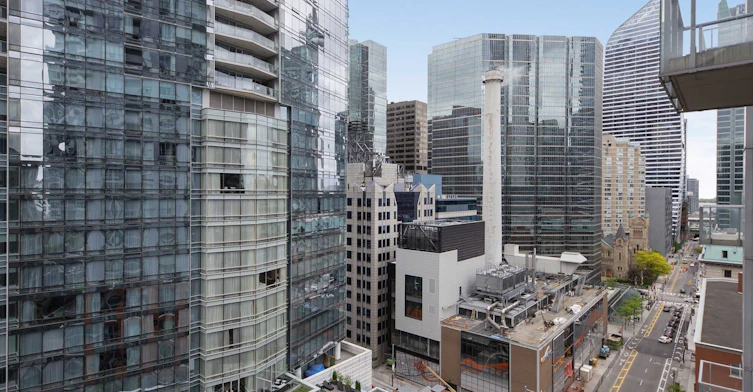 1407-126 Simcoe Street, Toronto, ON, M5H 4E6 - 27