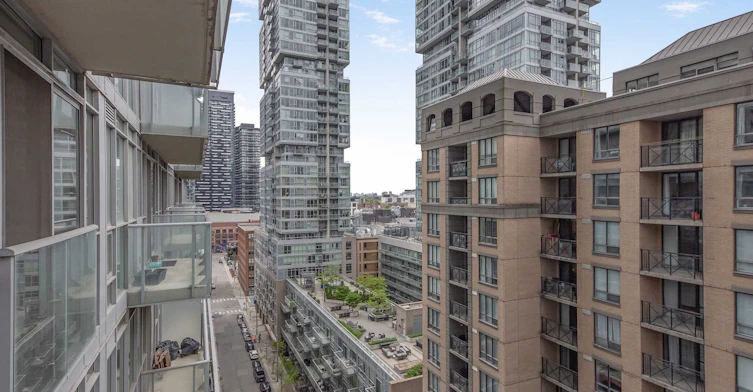 1407-126 Simcoe Street, Toronto, ON, M5H 4E6 - 26