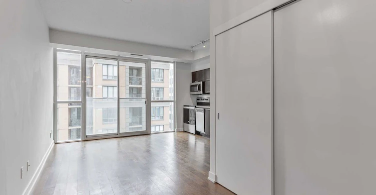 1407-126 Simcoe Street, Toronto, ON, M5H 4E6 - 5