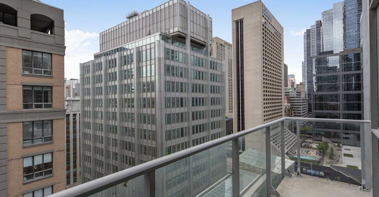 1407-126 Simcoe Street, Toronto, ON, M5H 4E6 - 23