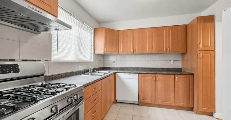 112-67 Godstone Road, Toronto, ON, M2J 3C8 - 6