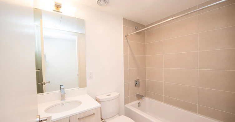 1005-65 Mutual Street E, Toronto, ON, M5B 0E5 - 9