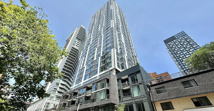 1005-65 Mutual Street E, Toronto, ON, M5B 0E5
