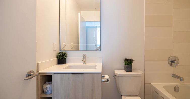 2011-50 Forest Manor Road, Toronto, ON, M2J 0E3 - 15