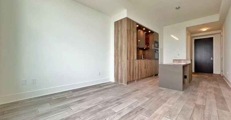 6101-11 Yorkville Avenue, Toronto, ON, M4W 4B7 - 12